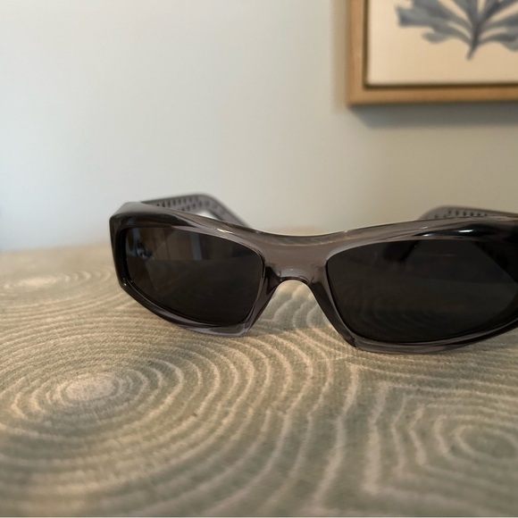 Spy sunglasses. Worn only a few times - Picture 2 of 3